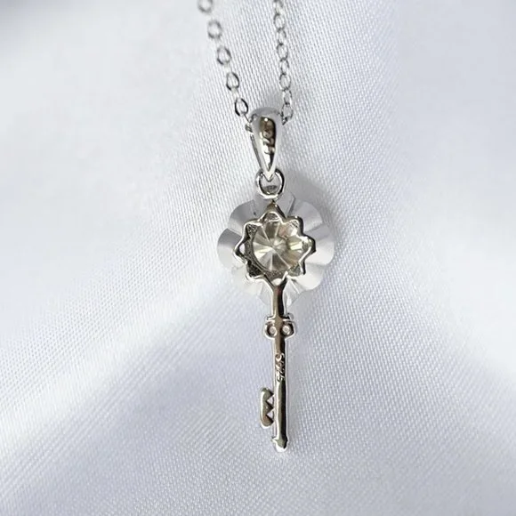 Certified 1ct. t.w. Moissanite Diamond Flower Key Necklace NEW - Picture 6 of 16